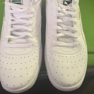 PUMA SNEAKERS